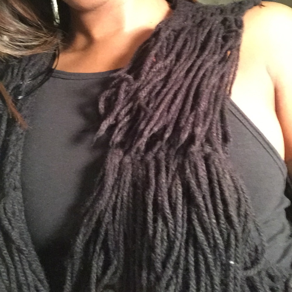 Vest - Picture 2 of 6